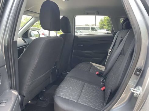 Used 2026 Mitsubishi Outlander Sport SE AWD/4WD image 12