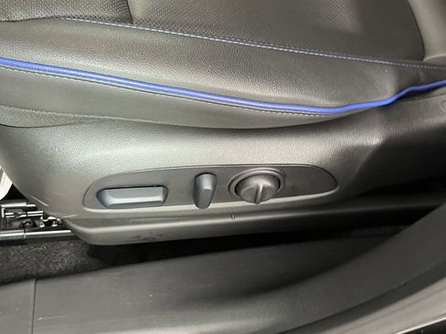 Used 2025 Buick Encore GX Sport Touring w/ Comfort Package AWD/4WD image 15