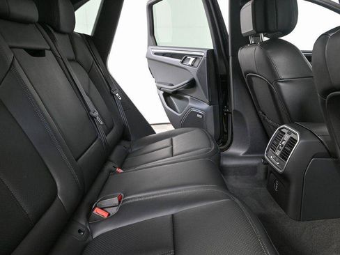 Certified 2026 Porsche Macan Turbo AWD/4WD image 20