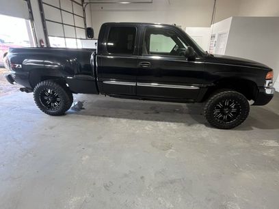 Used 2004 GMC Sierra 1500 SLE w/ Suspension Package, Off-Road