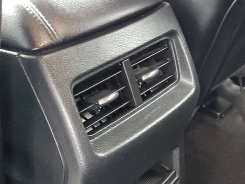 Certified 2024 Ford Edge SEL AWD/4WD image 32