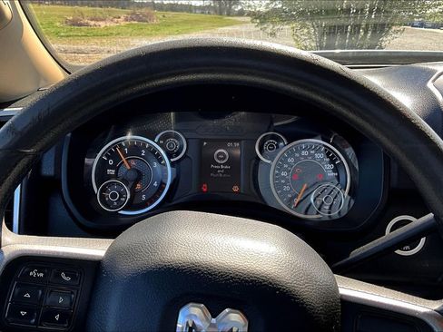 Used 2019 RAM 3500 Big Horn AWD/4WD image 12