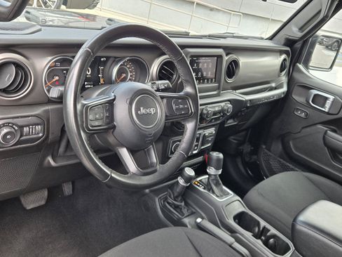 Used 2021 Jeep Wrangler Sport AWD/4WD image 6