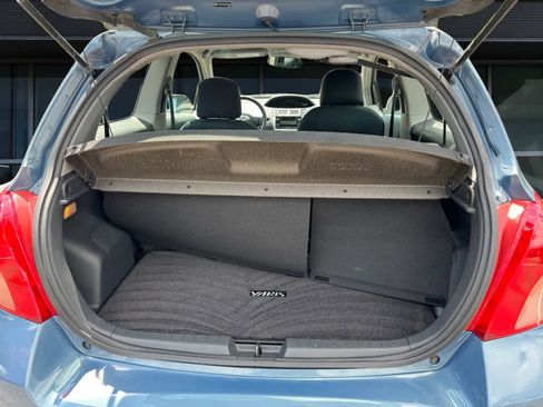 Used 2008 Toyota Yaris 2-Door Hatchback FWD image 11
