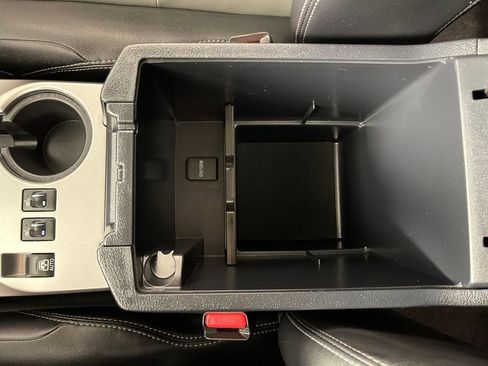 Certified 2022 Toyota 4Runner SR5 Premium image 23