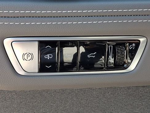 Certified 2026 Cadillac Escalade IQ Luxury 1 AWD/4WD image 23