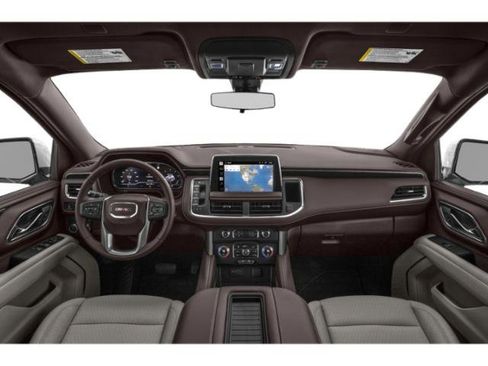 Used 2024 GMC Yukon SLE w/ Gmc Pro Safety Plus Package image 11