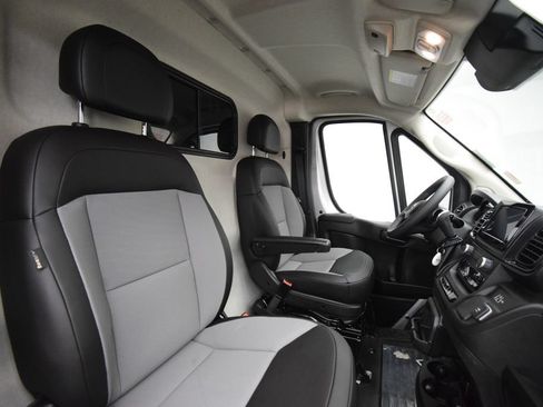 New 2026 RAM ProMaster 2500 w/ Convenience Group FWD image 17