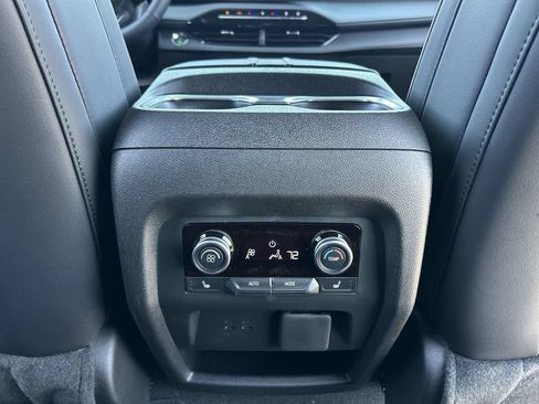 New 2026 Buick Enclave Avenir w/ Super Cruise Package AWD/4WD image 22
