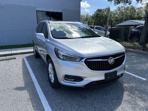 Used 2020 Buick Enclave Essence w/ Trailering Package, 5000 lbs. AWD/4WD image 11