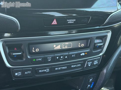 Certified 2024 Honda Passport Black Edition image 31