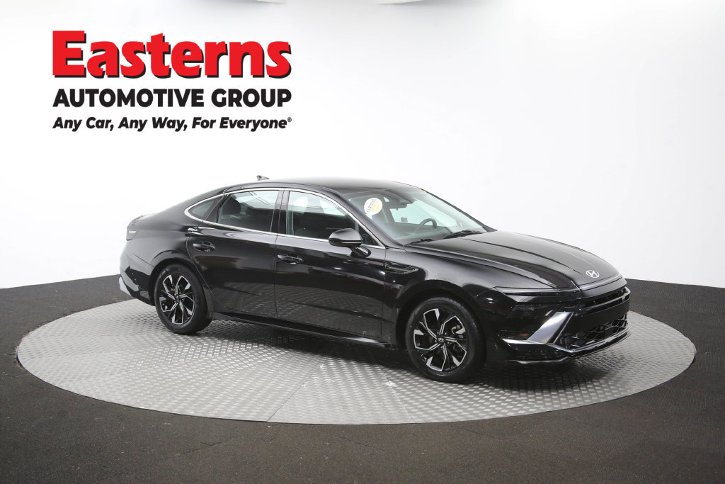 Used 2025 Hyundai Sonata SEL FWD image 51