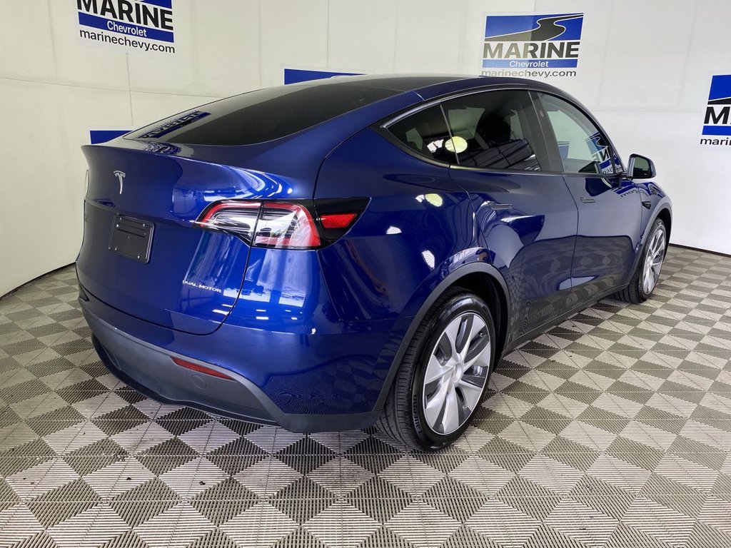 Used 2023 Tesla Model Y Long Range AWD/4WD image 13