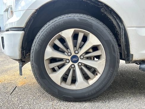 Used 2017 Ford F150 XL w/ Equipment Group 101A Mid RWD image 6