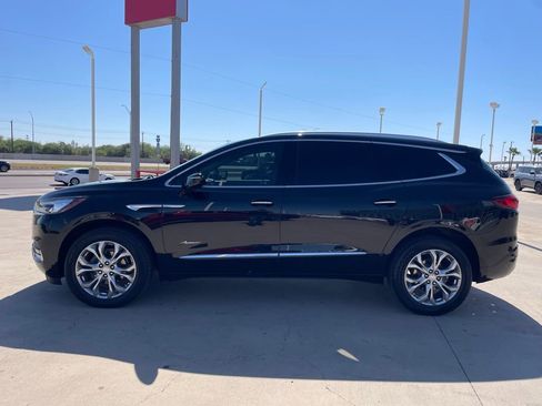 Used 2021 Buick Enclave Avenir w/ Avenir Technology Package image 2