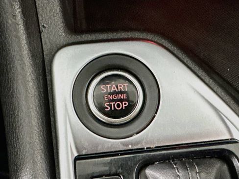Used 2024 Nissan Sentra SV FWD image 27
