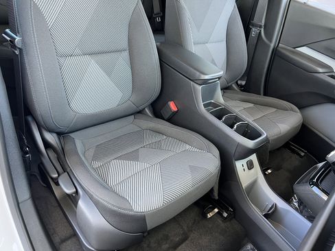 New 2027 Chevrolet Bolt LT FWD image 24