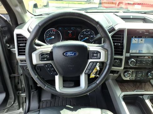 Used 2019 Ford F250 Lariat w/ Chrome Package AWD/4WD image 15