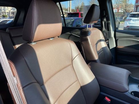 Certified 2025 Honda Passport EX-L image 7