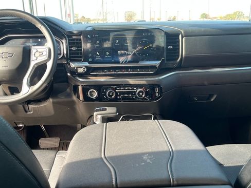 Used 2023 Chevrolet Silverado 1500 RST w/ Z71 Off-Road Package image 22