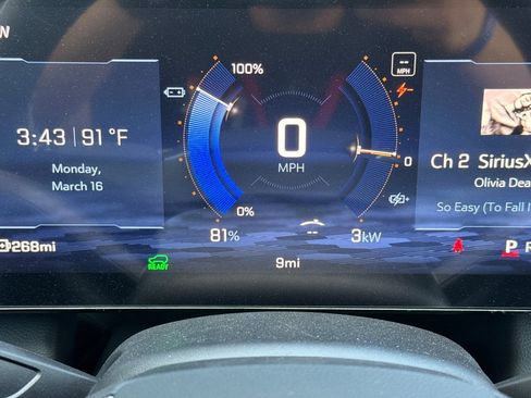 New 2026 Chevrolet Equinox EV LT w/ Convenience Package II image 23