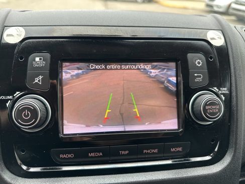 Used 2021 RAM ProMaster 2500 FWD image 13
