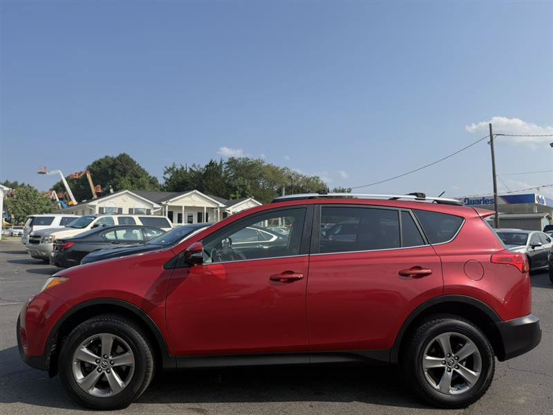 Used 2015 Toyota RAV4 XLE FWD image 5