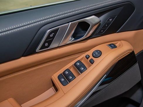 Used 2026 BMW X5 xDrive40i w/ Premium Package image 14