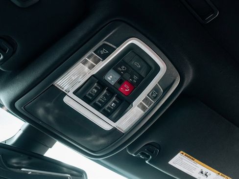 Used 2020 RAM 2500 Limited AWD/4WD image 42