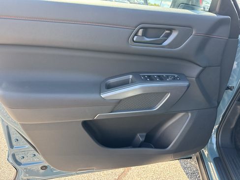 New 2026 Nissan Pathfinder Rock Creek AWD/4WD image 13