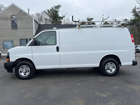 Used 2019 Chevrolet Express 2500 w/ Driver Convenience Package image 4
