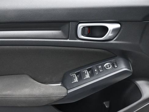 Used 2023 Honda Civic LX image 7