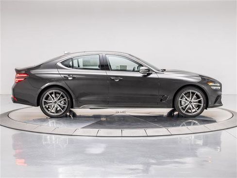 New 2026 Genesis G70 2.5T Prestige image 6