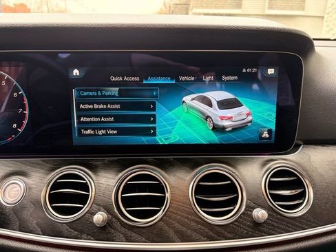 Used 2023 Mercedes-Benz E 350 4MATIC Sedan w/ Premium Package image 31