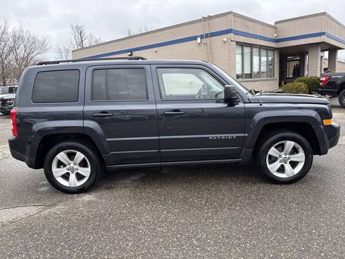 Used 2016 Jeep Patriot Latitude image 4