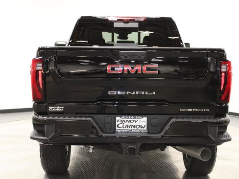 New 2026 GMC Sierra 2500 Denali w/ Denali Reserve Package image 9
