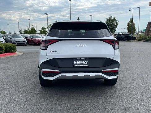 Certified 2025 Kia Sportage EX w/ Premium Package FWD image 6