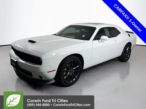 Used 2022 Dodge Challenger GT w/ Plus Package image 5