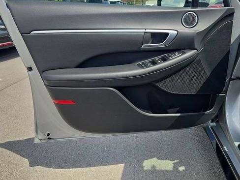 Certified 2024 Hyundai Sonata SEL w/ Convenience Package FWD image 13