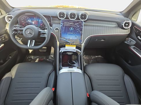 New 2026 Mercedes-Benz GLC 300 4MATIC image 9