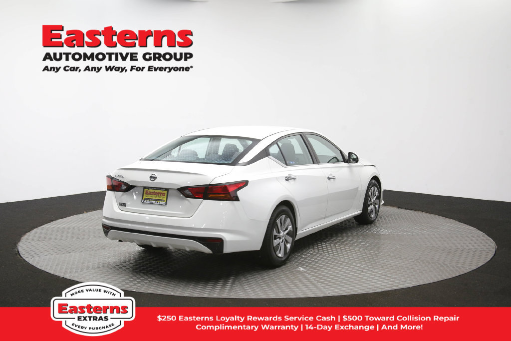 Used 2022 Nissan Altima 2.5 S FWD image 39