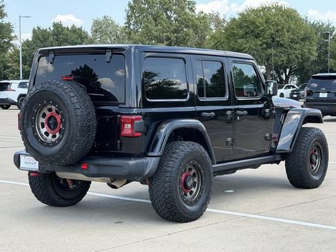 Used 2018 Jeep Wrangler Unlimited Rubicon AWD/4WD image 4