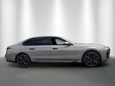 New 2026 BMW i7 eDrive50 w/ M Sport Package RWD image 8