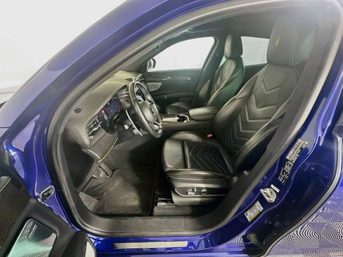 Used 2023 Maserati Grecale Modena AWD/4WD image 13