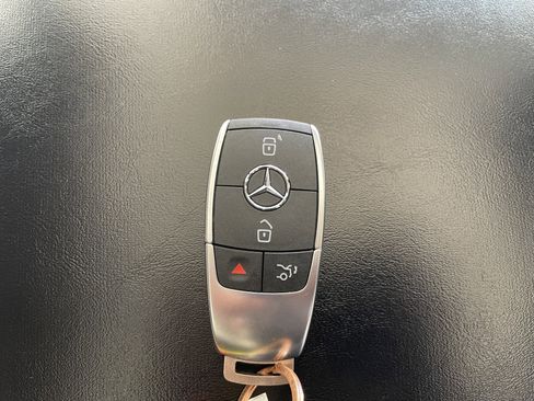 Certified 2022 Mercedes-Benz GLE 350 4MATIC image 23
