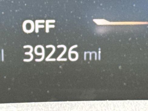 Used 2023 BMW X7 xDrive40i w/ Premium Package image 29