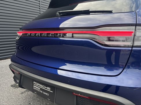 Certified 2026 Porsche Macan AWD/4WD image 30