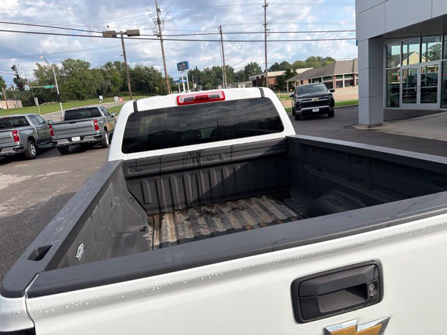 Used 2018 Chevrolet Colorado W/T RWD image 35