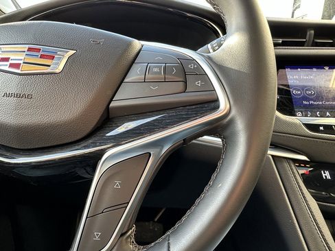 Certified 2025 Cadillac XT5 Premium Luxury image 22