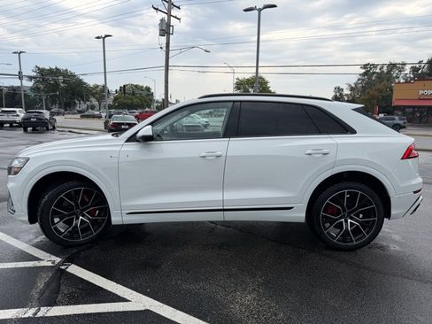 Used 2020 Audi Q8 Prestige AWD/4WD image 3